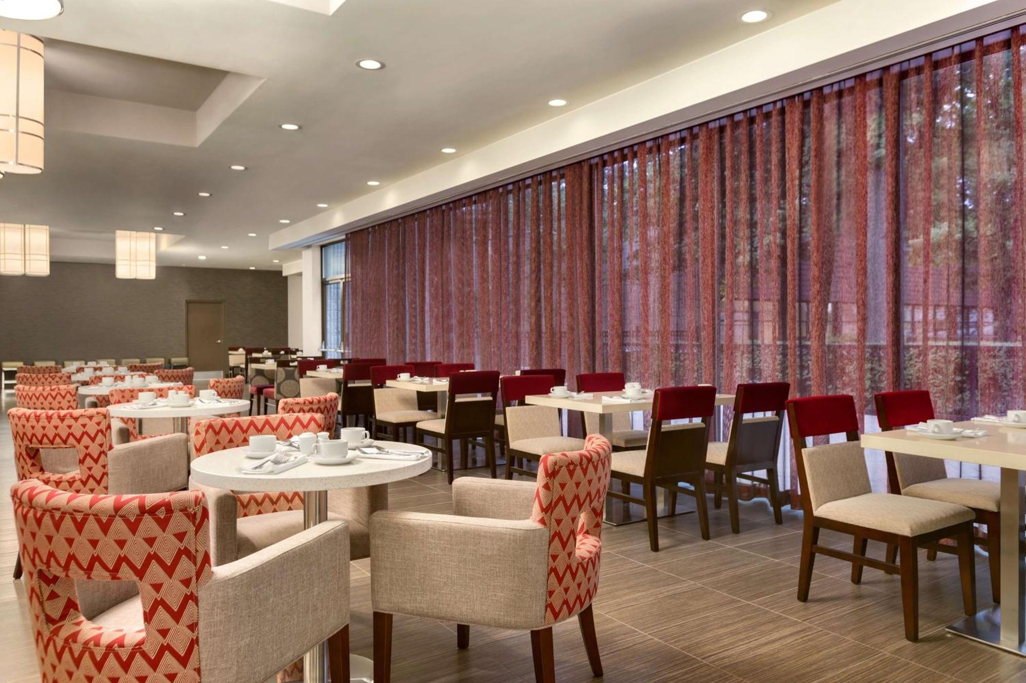 Doubletree By Hilton Hotel Toronto Airport West Mississauga Ngoại thất bức ảnh